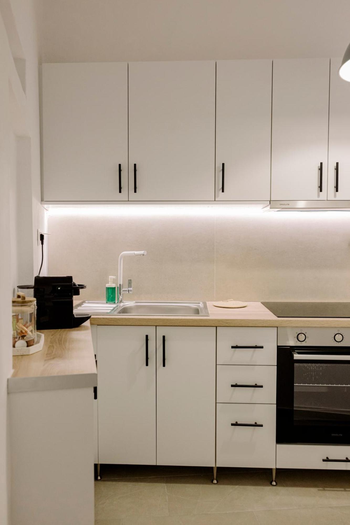 Rikas City Apartment كاندية المظهر الخارجي الصورة